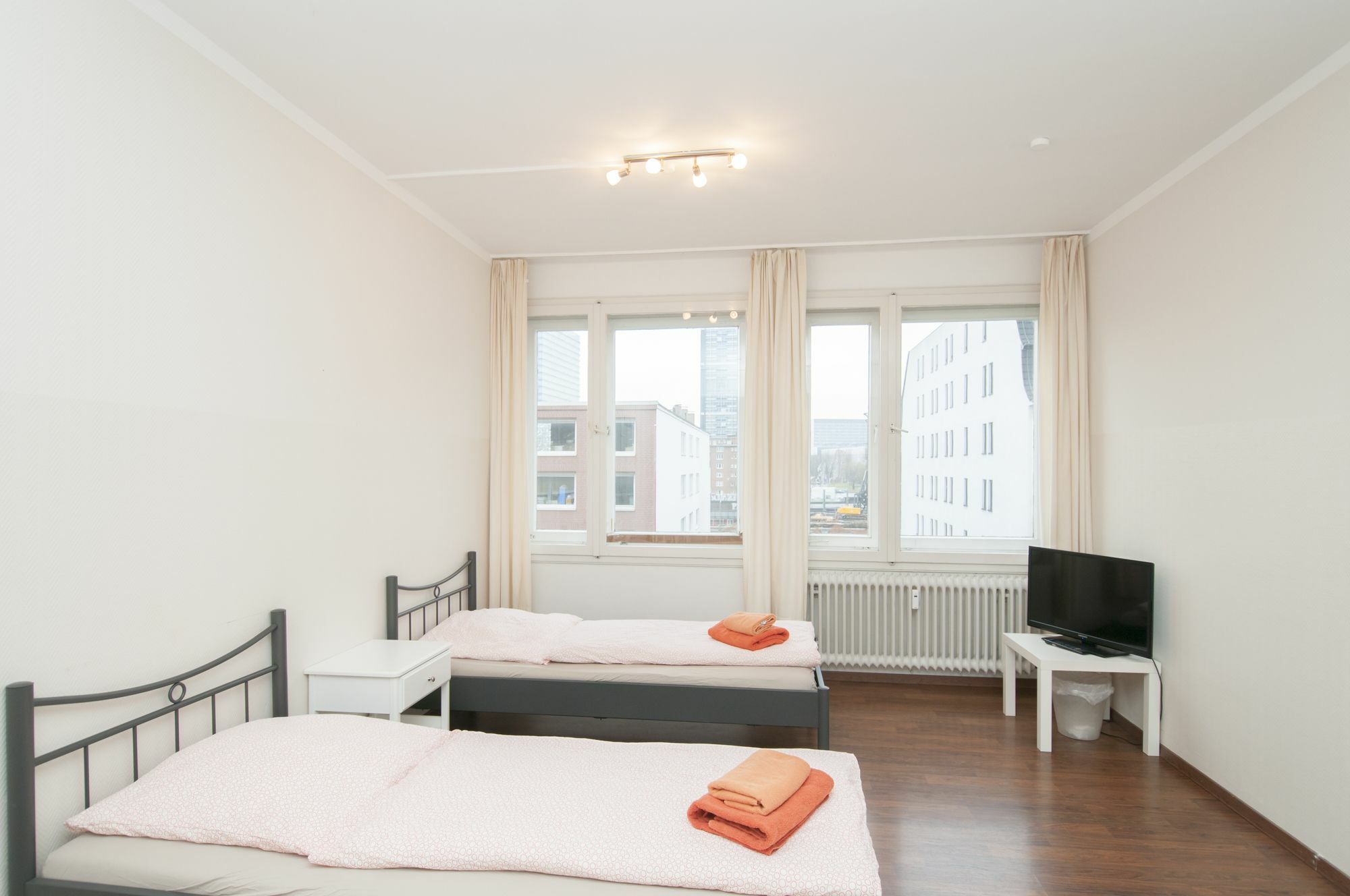 City-Appartements Nordkanalstrasse - Monteurunterkunft Гамбург Екстер'єр фото